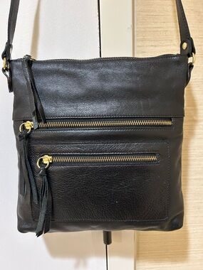 Clarks Black Leather Crossbody with Gold Zippers and Tassels